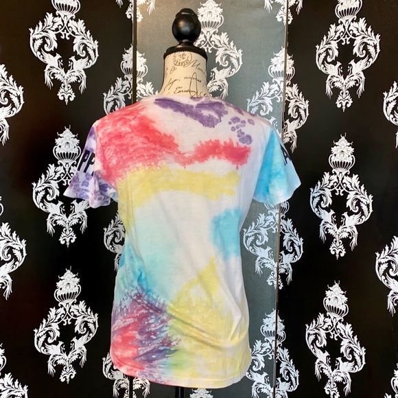 🍀 NWT! Tie Dye Be Happy Smiley T-Shirt! - Picture 6 of 8